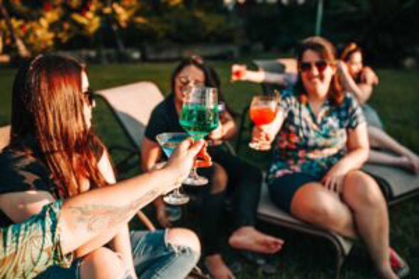 People enjoying spirits cocktails