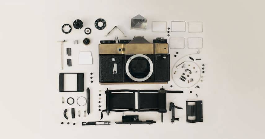 assembly kit for camera