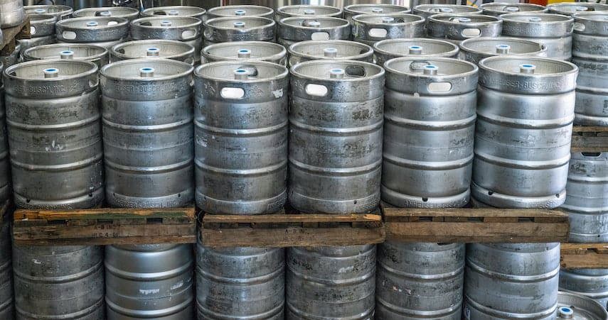 B2B inventory of steel kegs